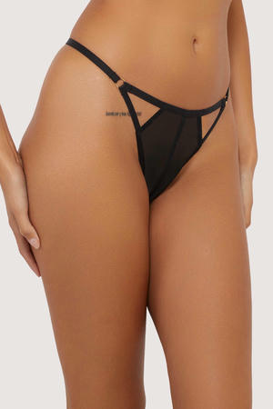 Emilia Thong